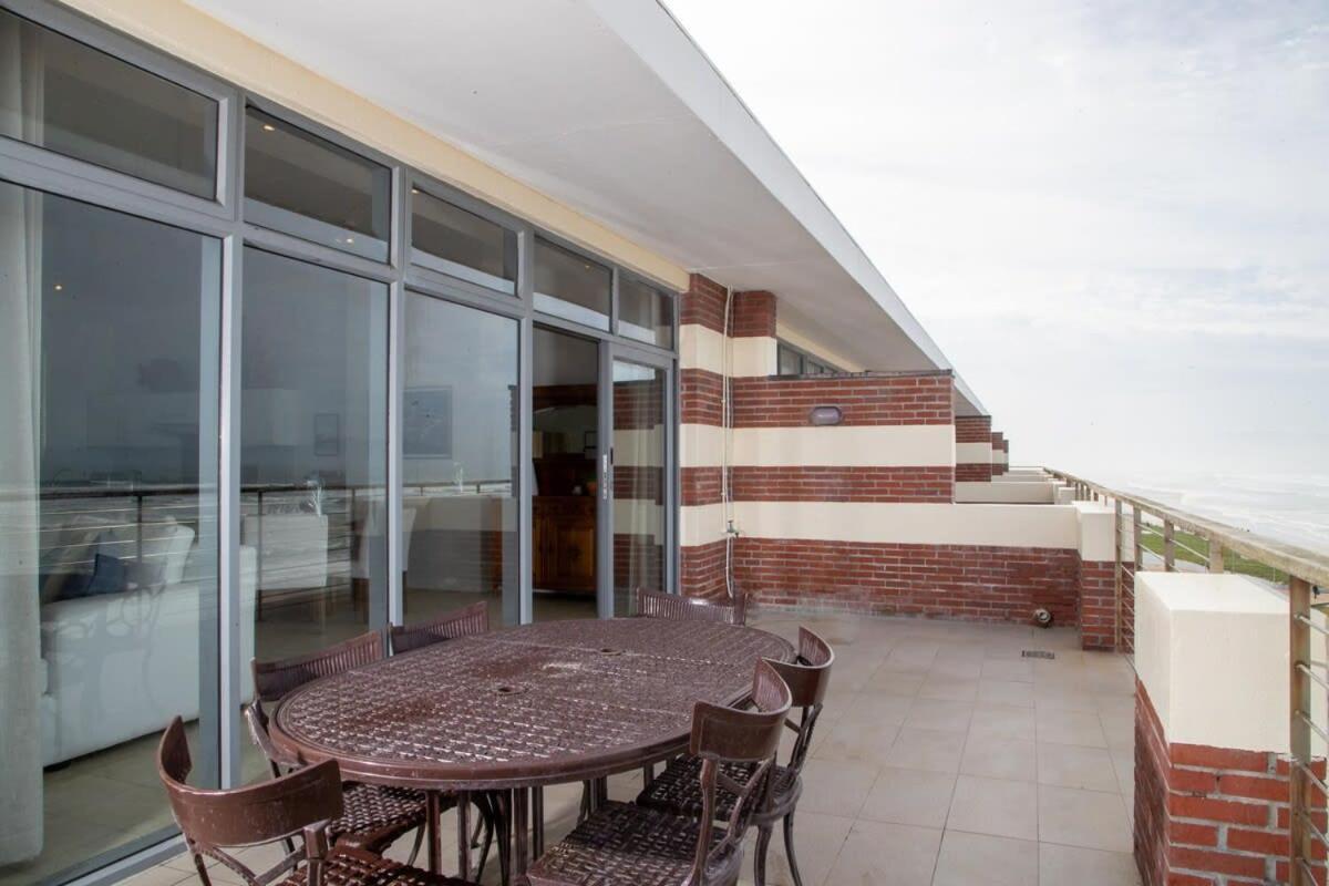 Surfers Penthouse Apartment Muizenberg Exterior photo