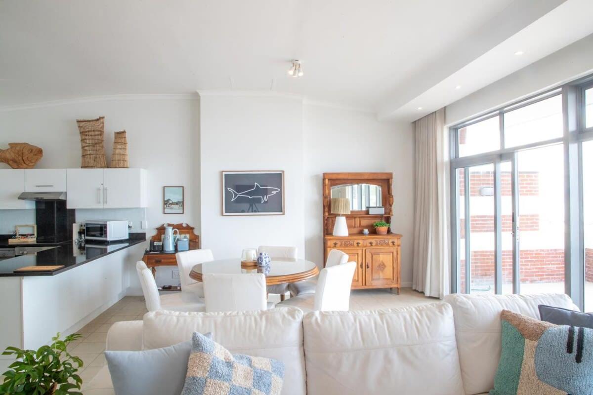 Surfers Penthouse Apartment Muizenberg Exterior photo