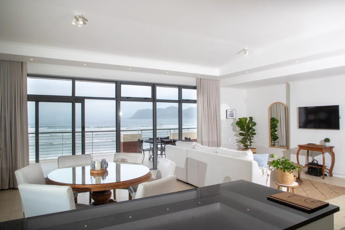 Surfers Penthouse Apartment Muizenberg Exterior photo